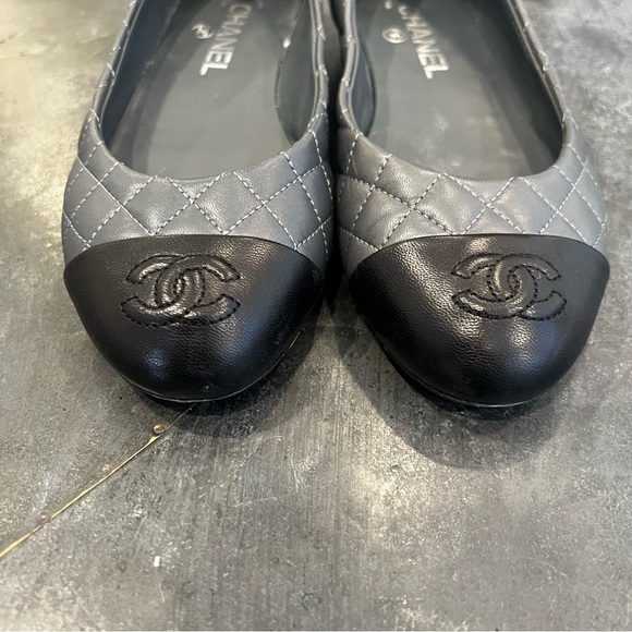 Chanel Quilted Cap Toe Ballet Flats Grey/Black - Picture 3 of 7